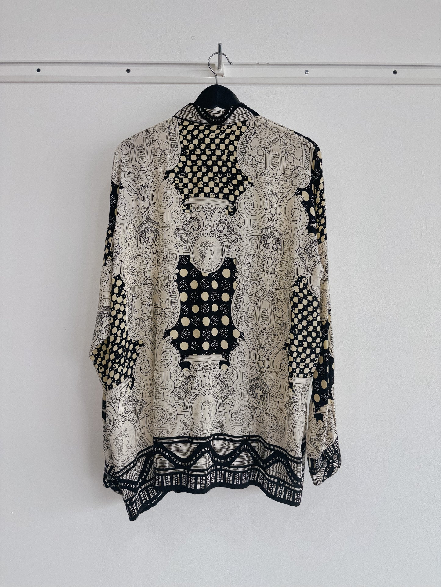 Timney Fowler Romanesque Vintage Silk